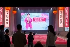 《路演取消时间线》封面，空荡的影厅座椅与屏幕